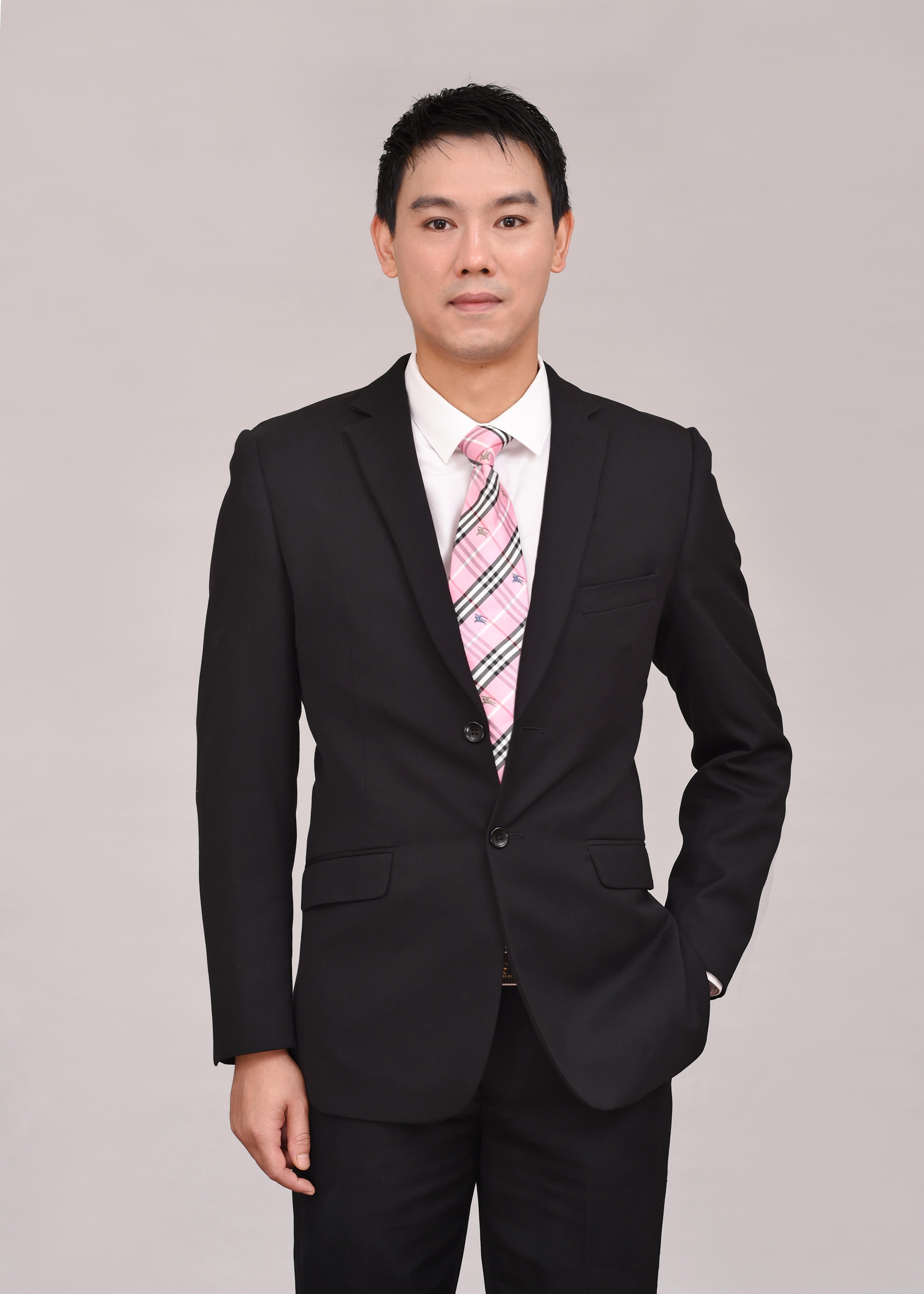 李政绍 灯光与音效负责人